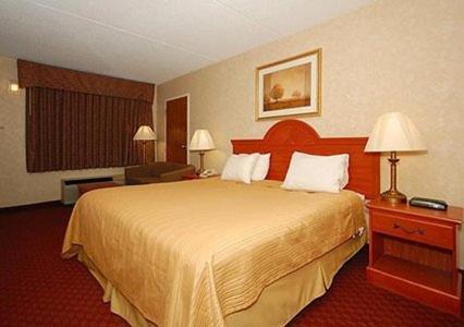 Quality Inn Petersburg Near Fort Gregg-Adams Exterior photo